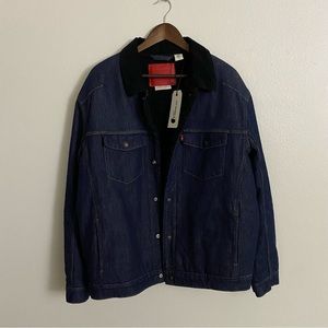 NWT Levi’s Sherpa lined Jean trucker jacket mens large